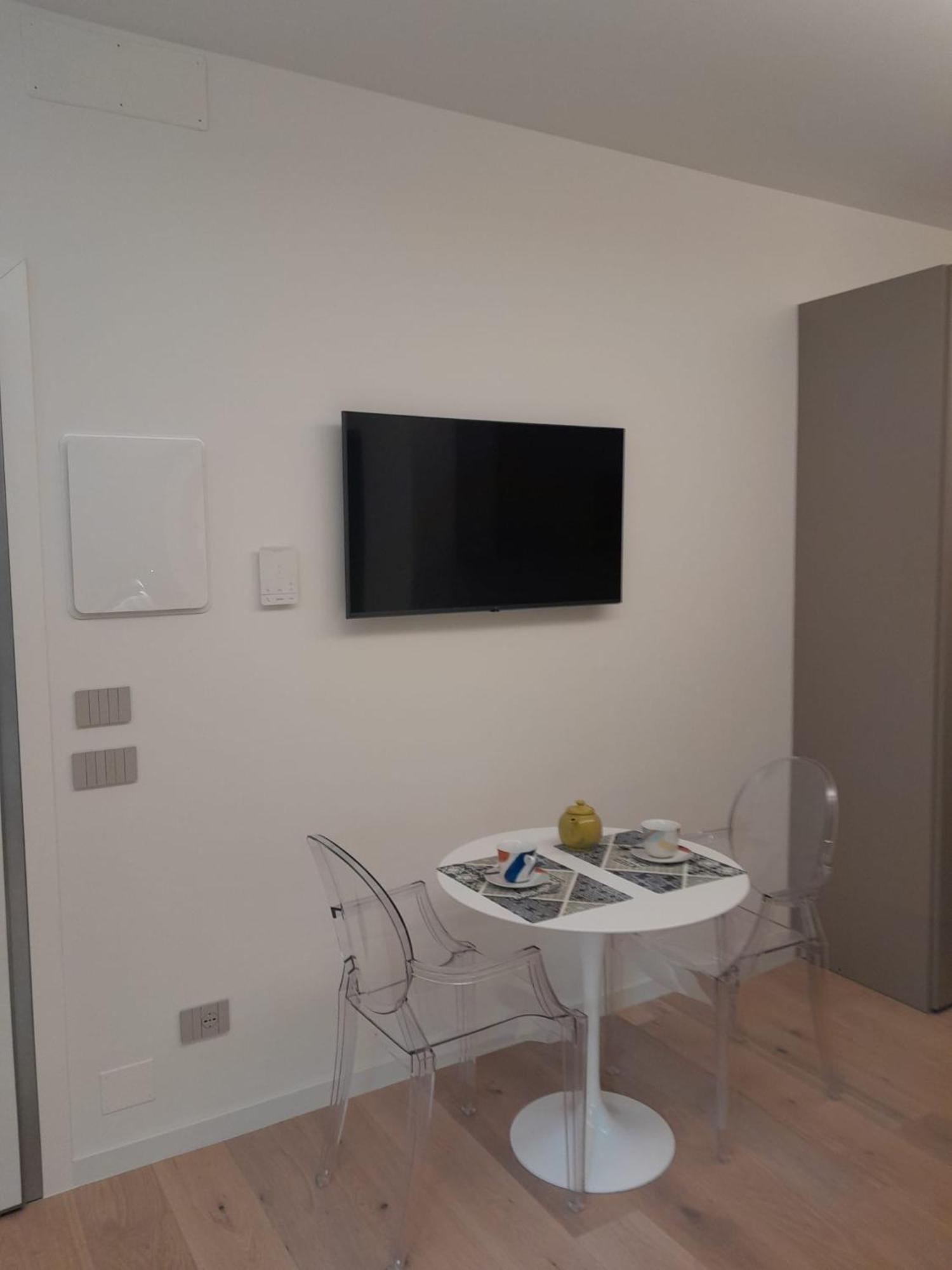 Monolocale Cairoli 18 Appartement Fiorenzuola dʼArda Buitenkant foto