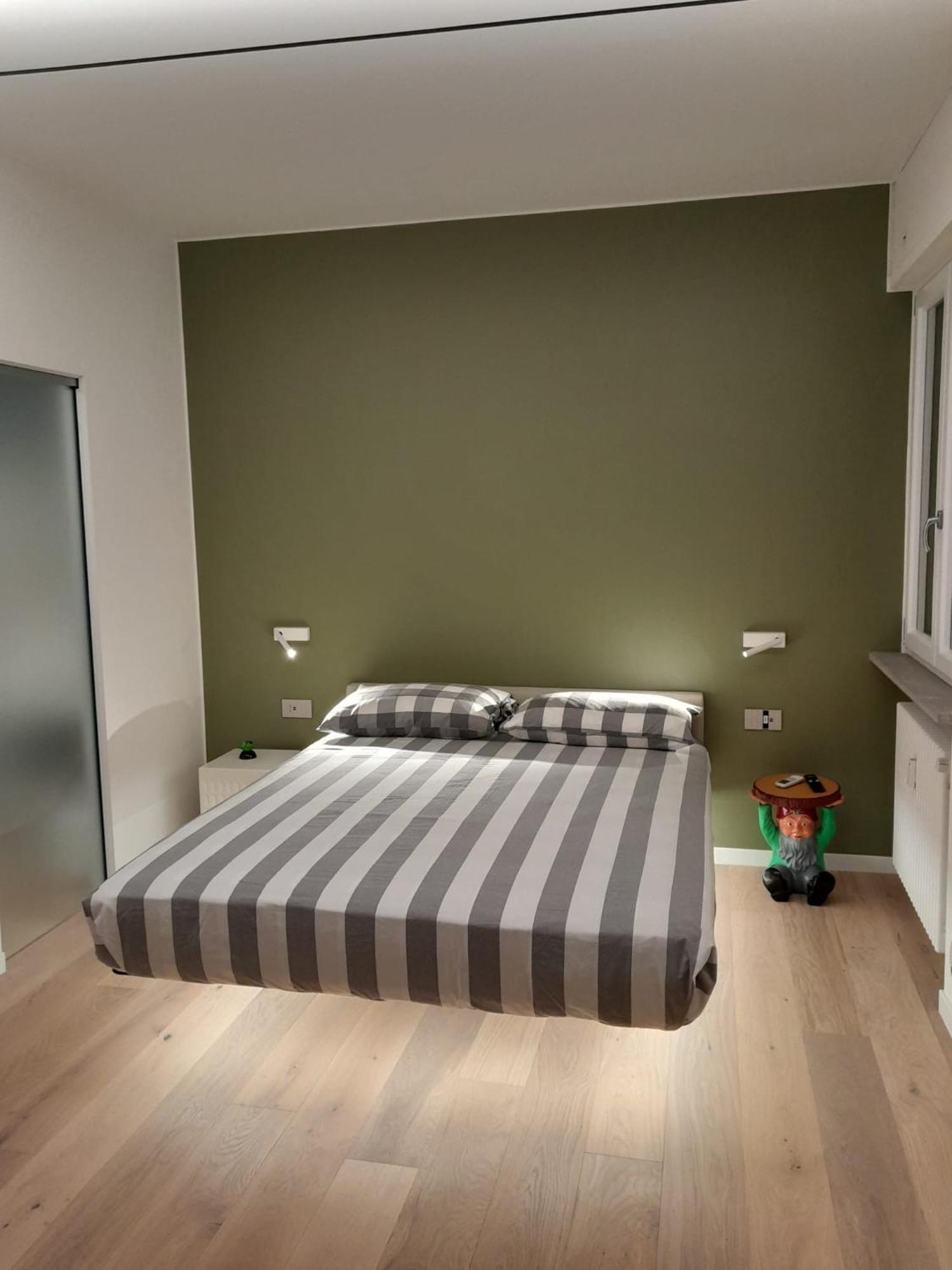 Monolocale Cairoli 18 Appartement Fiorenzuola dʼArda Buitenkant foto